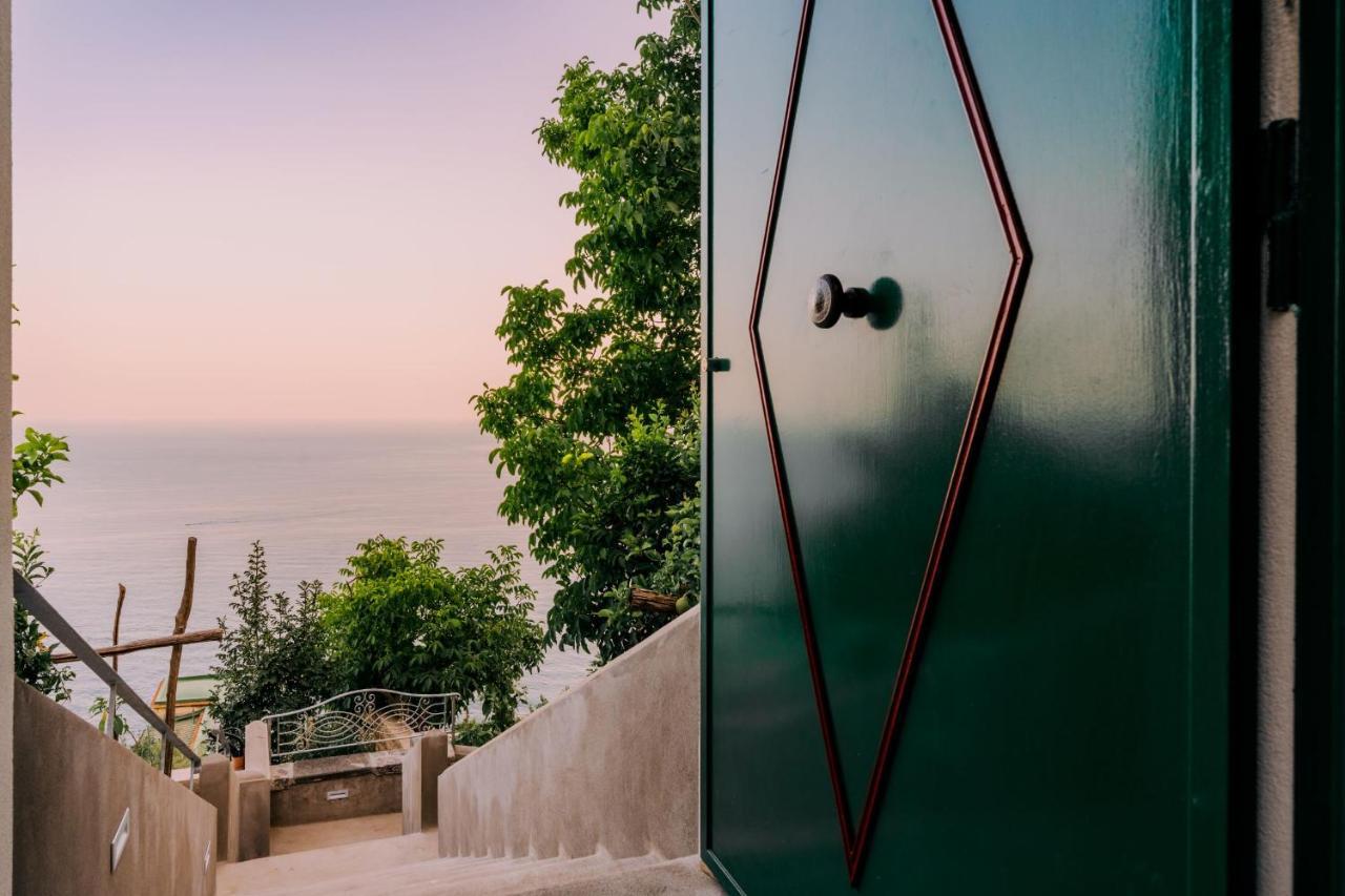 Alone Amalfi Exterior foto