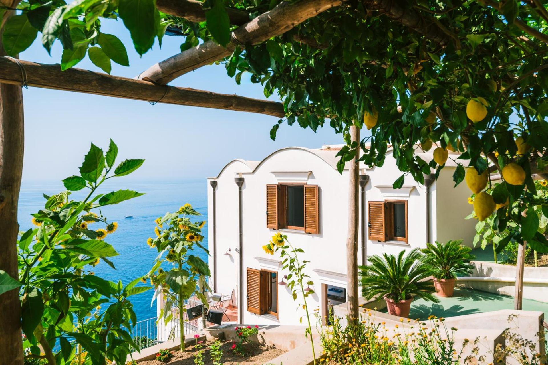 Alone Amalfi Exterior foto